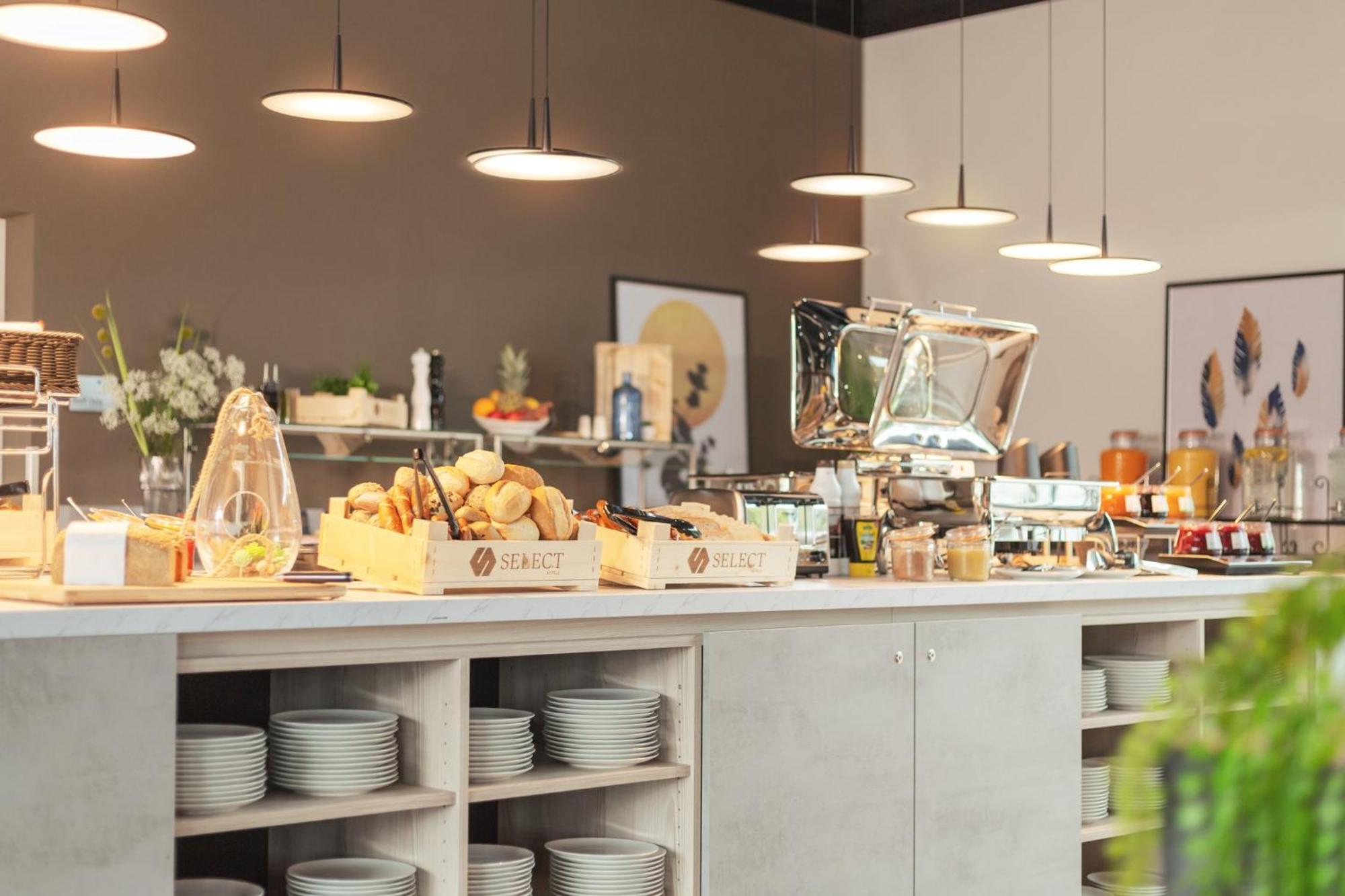 Garner Hotel Augsburg Nord By Ihg Герстхофен Экстерьер фото