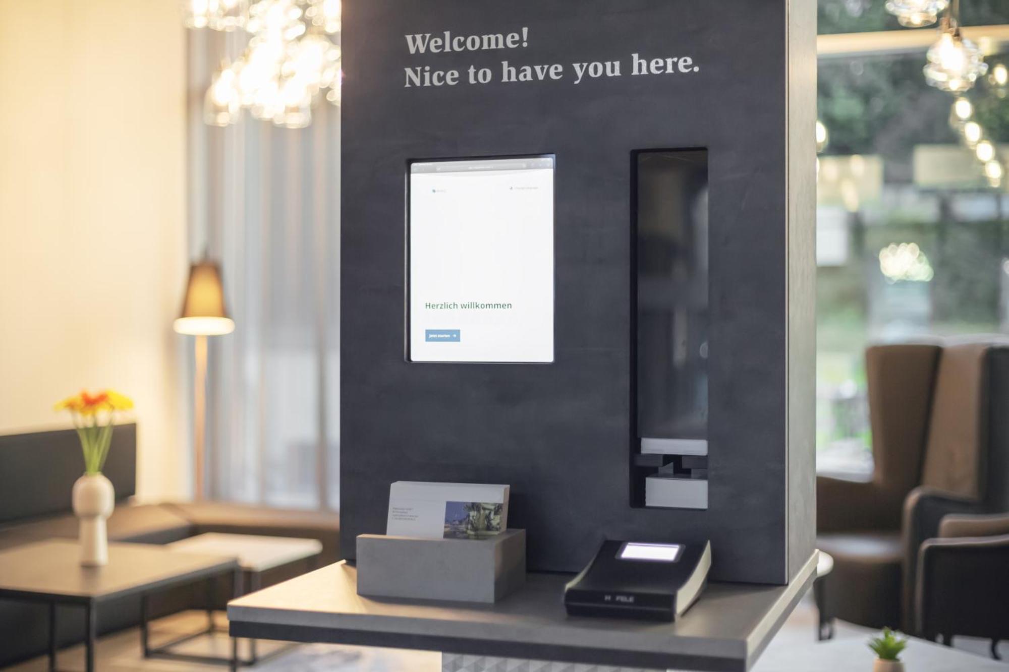 Garner Hotel Augsburg Nord By Ihg Герстхофен Экстерьер фото
